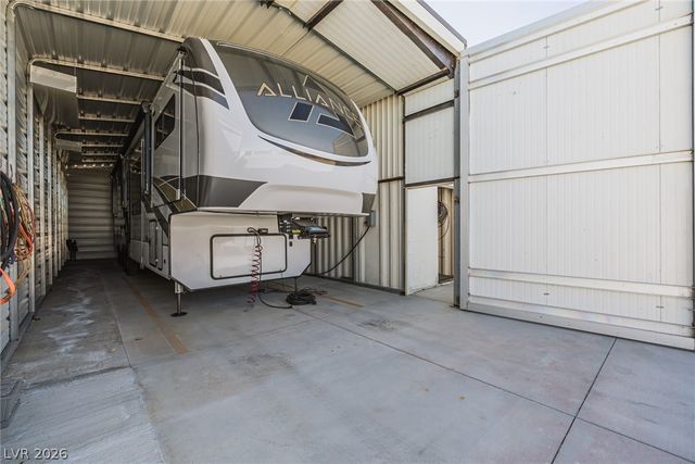 2301 Zephyr Avenue, Pahrump, NV 89048