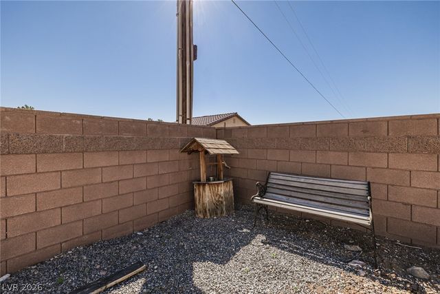 2301 Zephyr Avenue, Pahrump, NV 89048