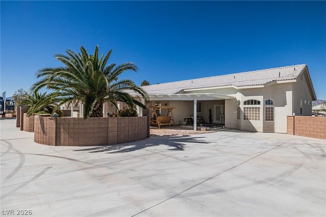 2301 Zephyr Avenue, Pahrump, NV 89048