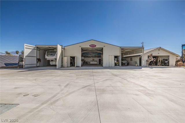 2301 Zephyr Avenue, Pahrump, NV 89048
