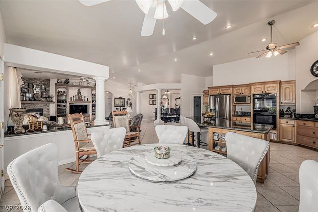 2301 Zephyr Avenue, Pahrump, NV 89048