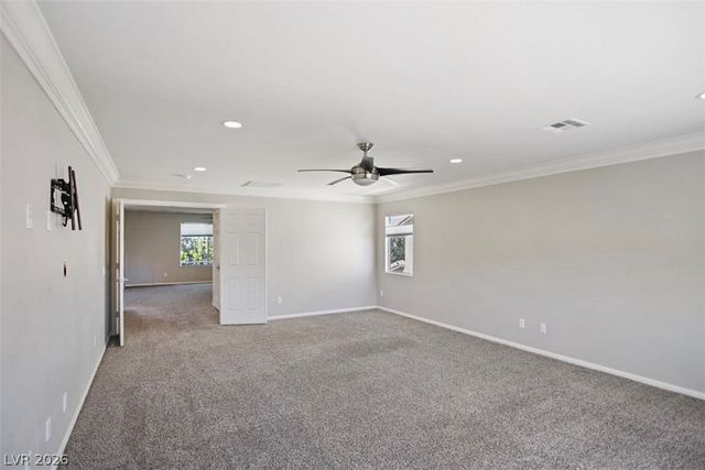 9521 Veterans Court, Las Vegas, NV 89148