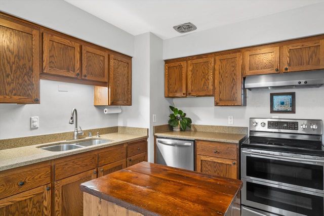 N85W17120 Ann AVENUE, Menomonee Falls, WI 53051