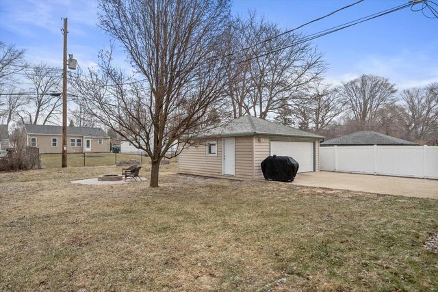 N85W17120 Ann AVENUE, Menomonee Falls, WI 53051