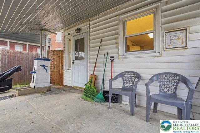 1326 Ferry Street, Easton, PA 18042