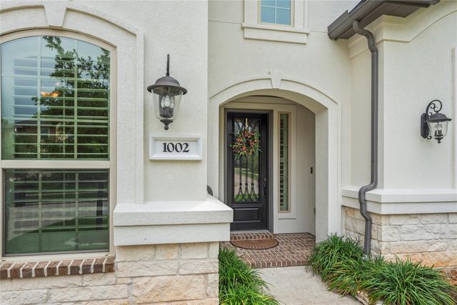 1002 Pleasant Pines Lane, Pinehurst, TX 77362
