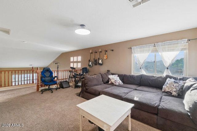 8822 W RUNION Drive, Peoria, AZ 85382