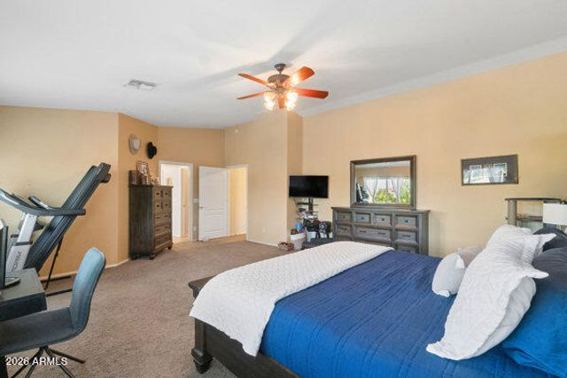 8822 W RUNION Drive, Peoria, AZ 85382