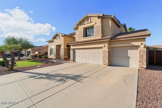 8822 W RUNION Drive, Peoria, AZ 85382