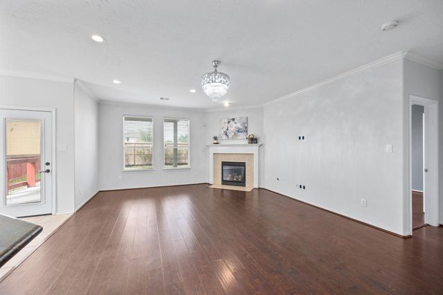 1946 Hawthorne Brook, Fresno, TX 77545