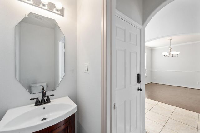 1946 Hawthorne Brook, Fresno, TX 77545