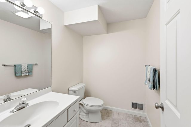 7 Forest Gate UNIT 7, Yarmouth Port, MA 02675