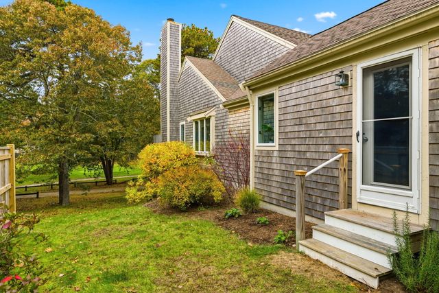7 Forest Gate UNIT 7, Yarmouth Port, MA 02675