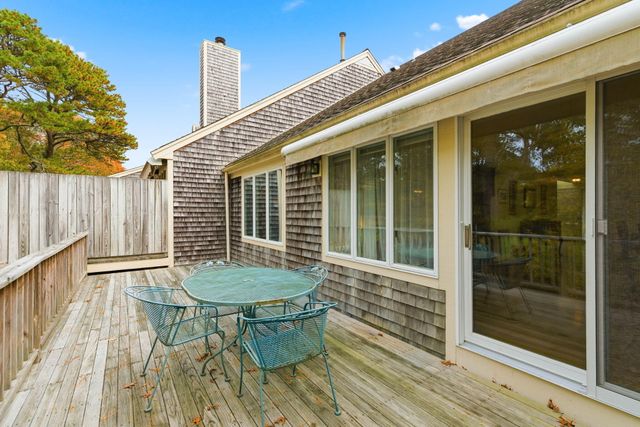 7 Forest Gate UNIT 7, Yarmouth Port, MA 02675