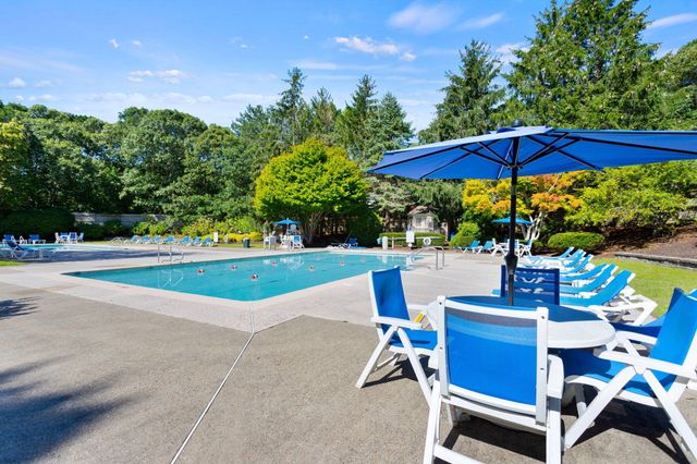 7 Forest Gate UNIT 7, Yarmouth Port, MA 02675