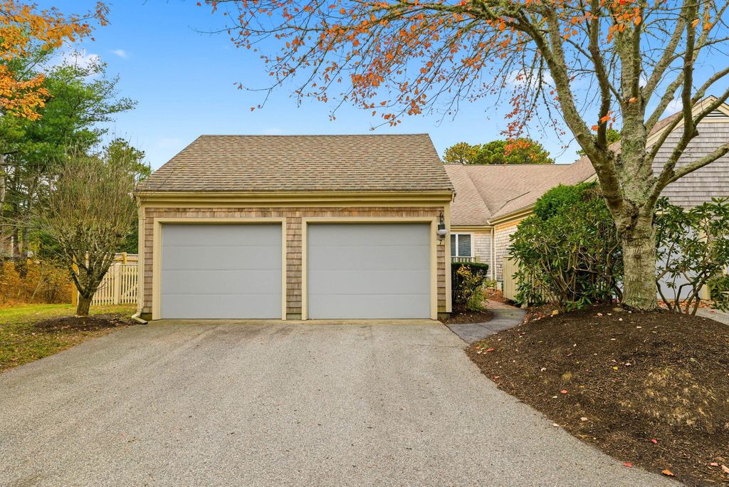 7 Forest Gate UNIT 7, Yarmouth Port, MA 02675