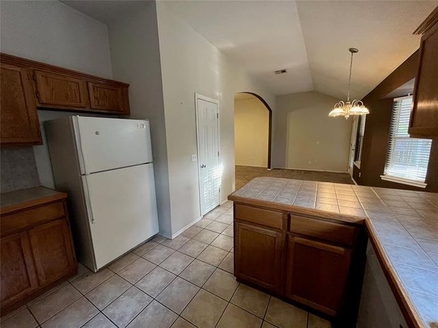2045 Rising Hill Drive, Norman, OK 73071