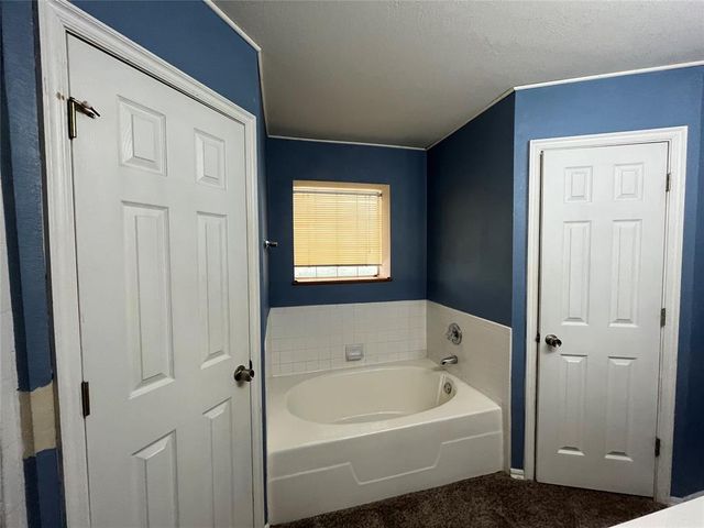 2045 Rising Hill Drive, Norman, OK 73071