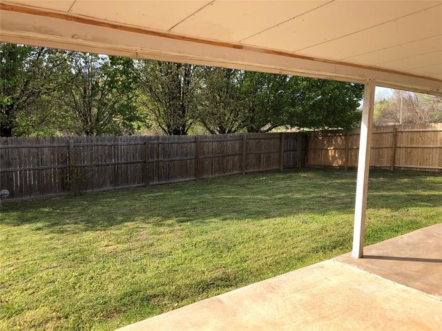 2045 Rising Hill Drive, Norman, OK 73071