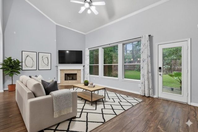 26 Ebony Oaks Place, The Woodlands, TX 77382