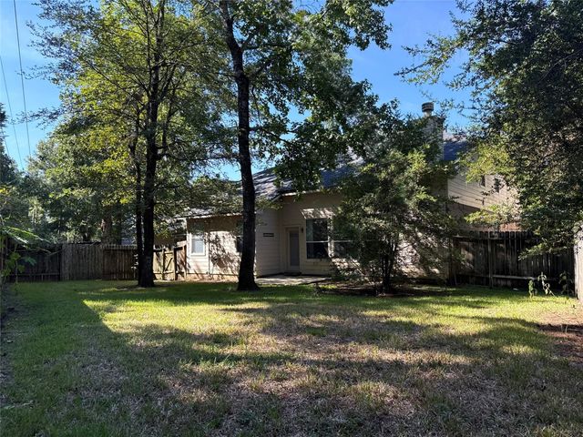 26 Ebony Oaks Place, The Woodlands, TX 77382