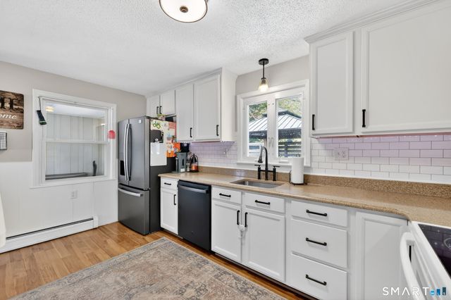 124 Lydall Road, East Hartford, CT 06118