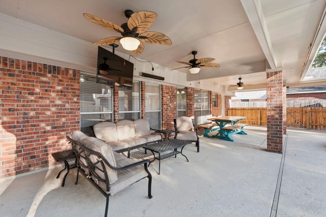 17310 Longs Peek Court, Tomball, TX 77377