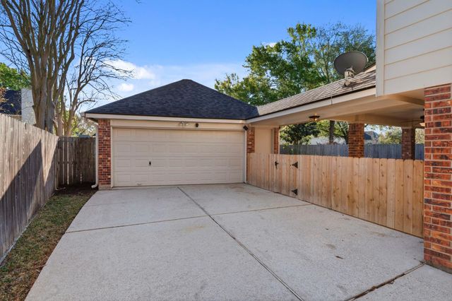 17310 Longs Peek Court, Tomball, TX 77377