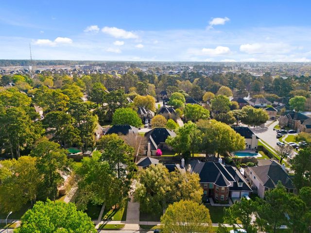 17310 Longs Peek Court, Tomball, TX 77377