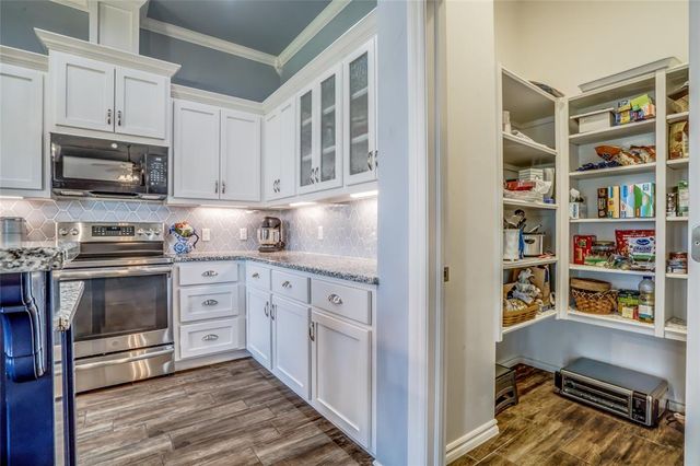 7204 Stinchcomb Drive, Oklahoma City, OK 73132