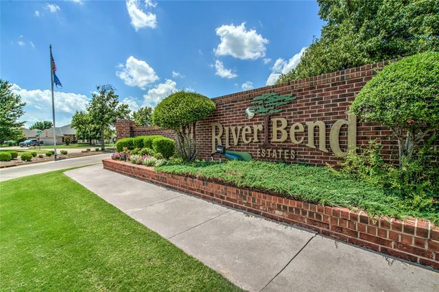 7204 Stinchcomb Drive, Oklahoma City, OK 73132