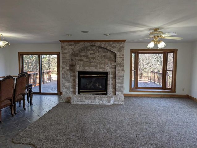 8110 E RITCHIE LANE, New London, WI 54961