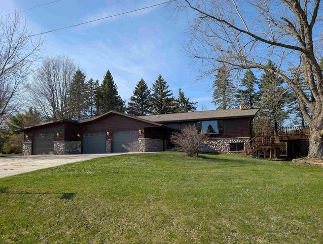 8110 E RITCHIE LANE, New London, WI 54961