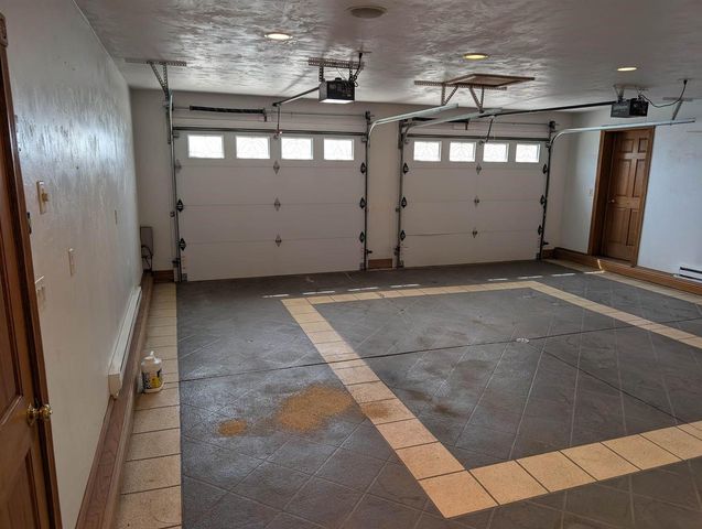 8110 E RITCHIE LANE, New London, WI 54961