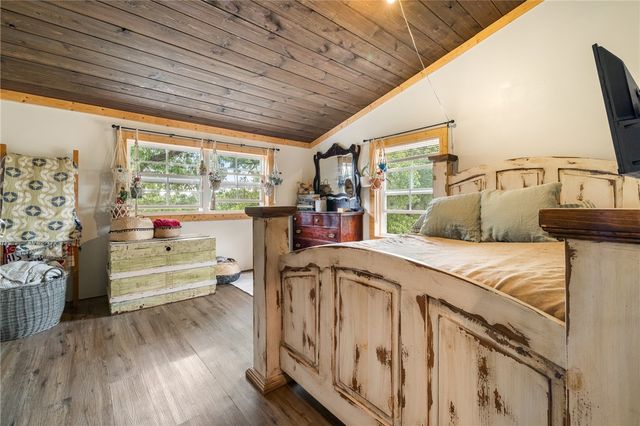 345 Hope Creek Lane, Harrison, AR 72601