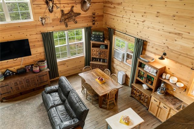 345 Hope Creek Lane, Harrison, AR 72601