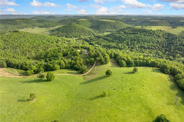 345 Hope Creek Lane, Harrison, AR 72601
