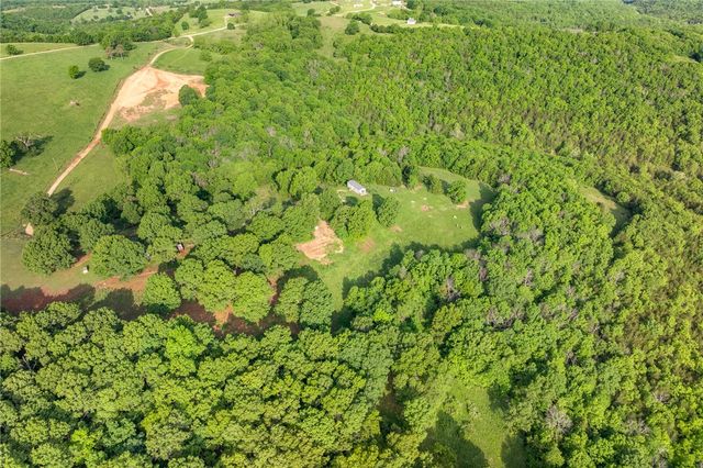 345 Hope Creek Lane, Harrison, AR 72601