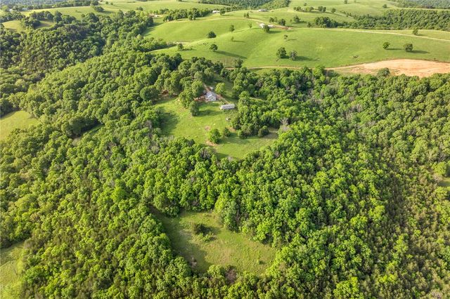 345 Hope Creek Lane, Harrison, AR 72601