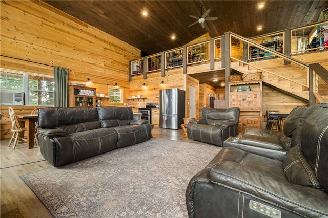 345 Hope Creek Lane, Harrison, AR 72601