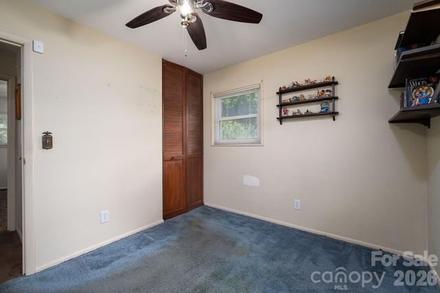712 Crestwood Avenue, Gastonia, NC 28054