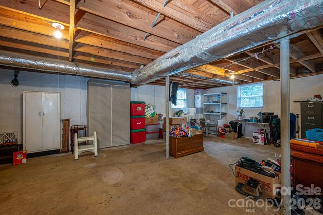 712 Crestwood Avenue, Gastonia, NC 28054
