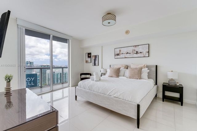 485 Brickell Ave 4706, Miami, FL 33131