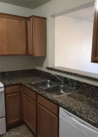 7720 Secret Shore Drive 206, Las Vegas, NV 89128