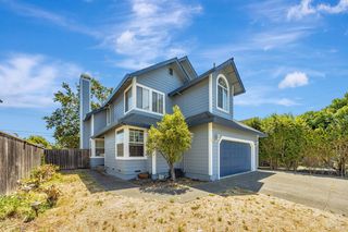 2132 Rachel Dr, Santa Rosa, CA 95401