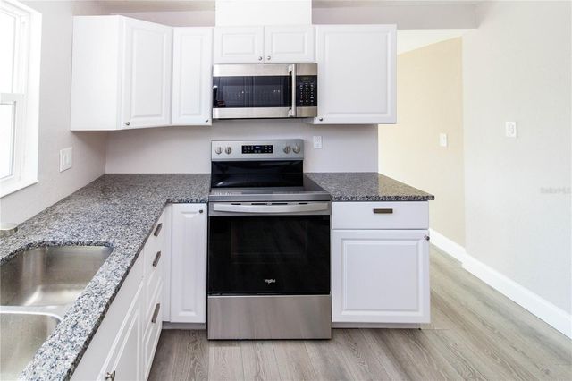 7122 ASTOR DRIVE, New Port Richey, FL 34652