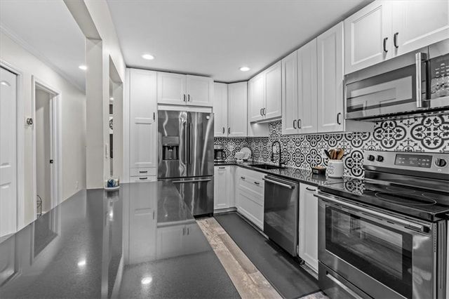 3412 Essex Avenue 111, Atlanta, GA 30339