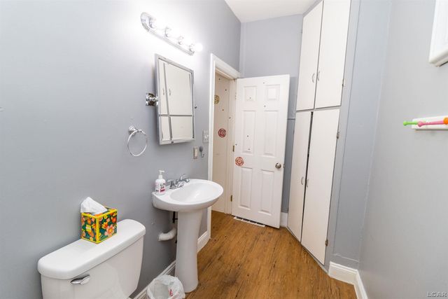 422 S Winter Street, Adrian, MI 49221