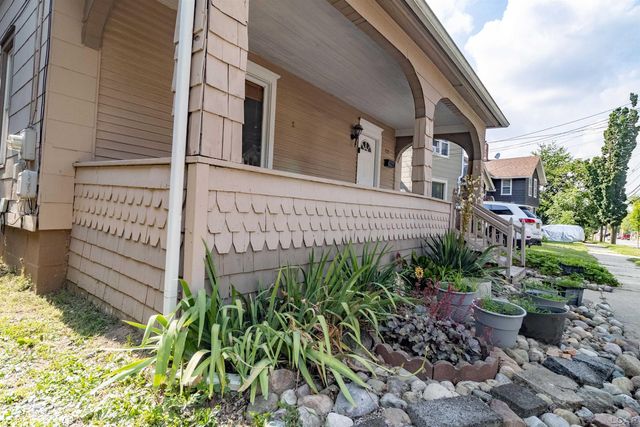 422 S Winter Street, Adrian, MI 49221