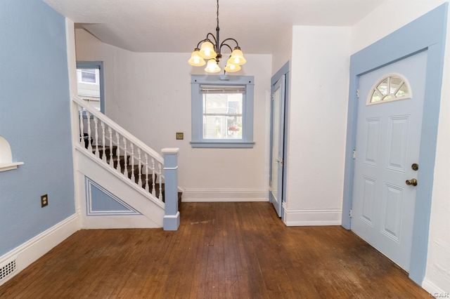 422 S Winter Street, Adrian, MI 49221